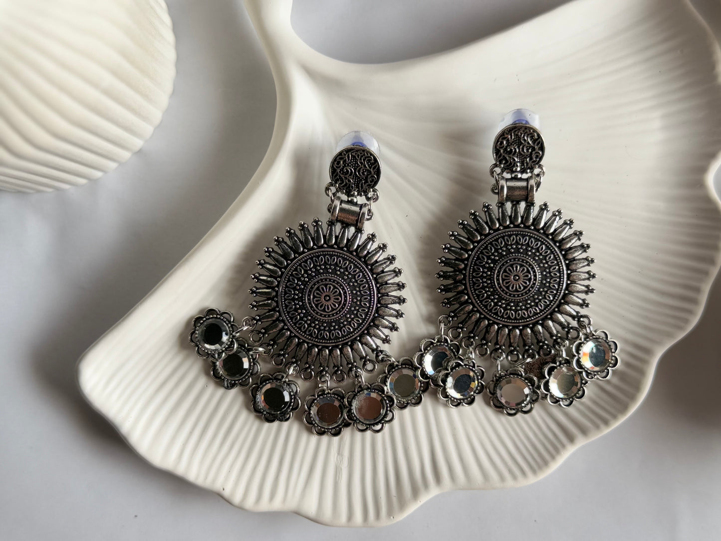 Noorika Earrings